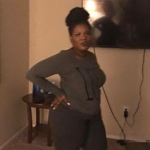 Meet your Posher, Leroy